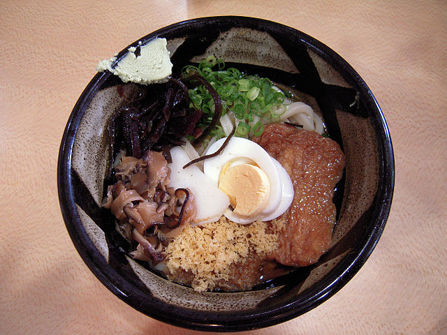 ぶっかけうどん (Udon Siram): "Aliran Kebahagiaan dalam Mangkuk"