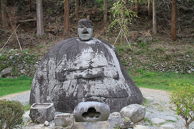 万治の石仏 (Patung Batu Manji): "Keabadian dalam Keheningan"