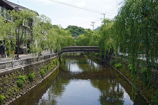 大谿川(Sungai Besar): "Aliran Harmoni di Antara Alam"