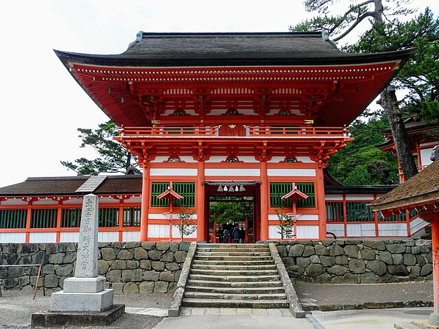 日御碕神社(Kuil Cahaya Matahari): "Sinar Ilahi di Ujung Tanah"