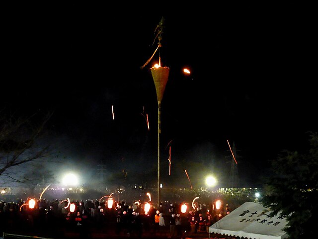 かりがね祭り (Festival Angsa): "Sukacita Angsa di Bawah Langit Cerah"