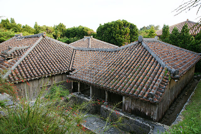 中村家住宅 (沖縄県)(Rumah Keluarga Nakamura): "Jejak Tradisi di Tanah Tropis"