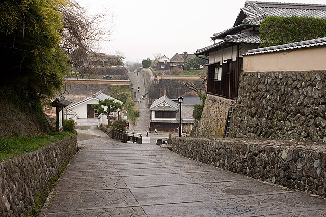 杵築市北台南台伝統的建造物群保存地区 (Kawasan Warisan Bangunan Tradisional Kitakyushu): "Jejak Sejarah di Antara Arsitektur Abadi"