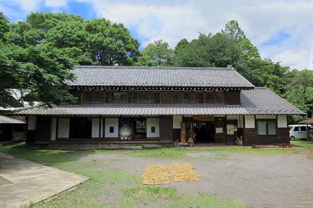旧和田家住宅(Rumah Tua Wada): "Jejak Sejarah di Antara Hening"