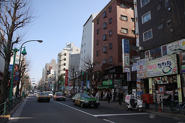 大久保 (新宿区)(Daerah Tua yang Berdenyut): Jejak Rindu di Kota yang Hidup