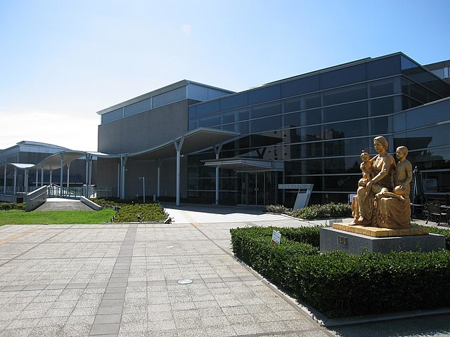 浦安市郷土博物館 (Museum Kebudayaan Kota Urayasu): "Jejak Sejarah di Antara Kenangan"