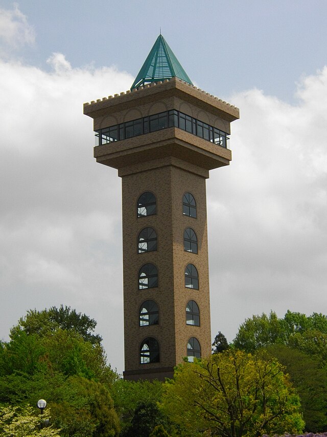 グリーンタワー相模原(Tower Hijau Sagamihara): "Menara Harapan di Tengah Hijaunya"